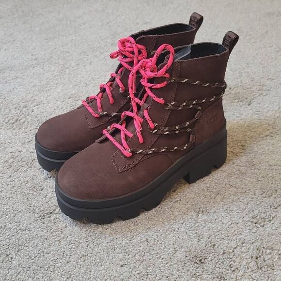 UGG BRISBANE LACE-UP WATERPROOF SUEDE PLATFORM BOOTS SIZE 8.5 - Picture 1 of 6